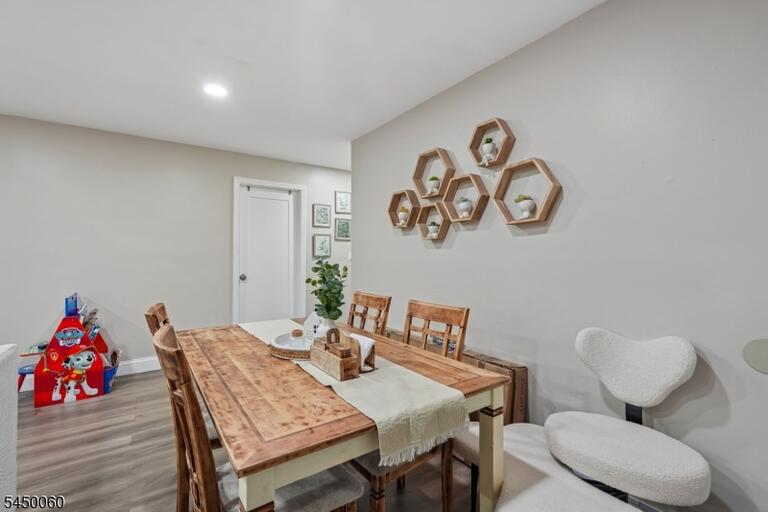 Property listing MLS 4043571 photo 10