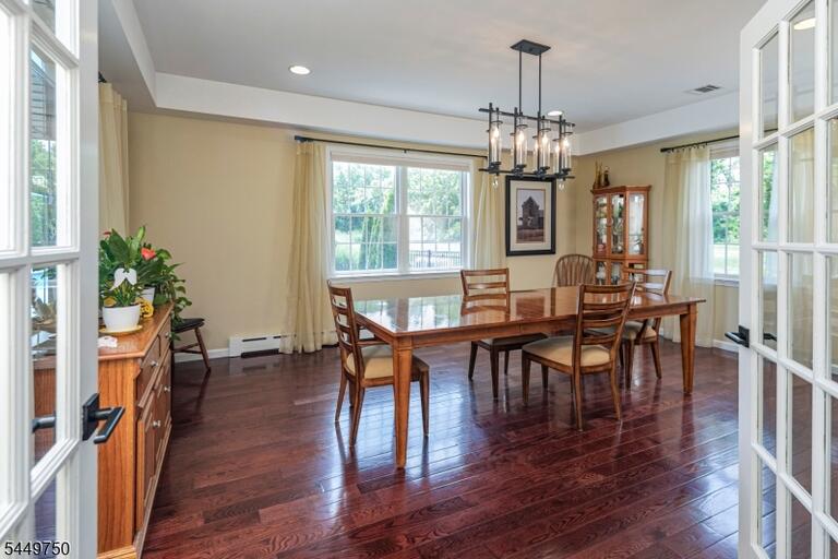 Property listing MLS 4043595 photo 12