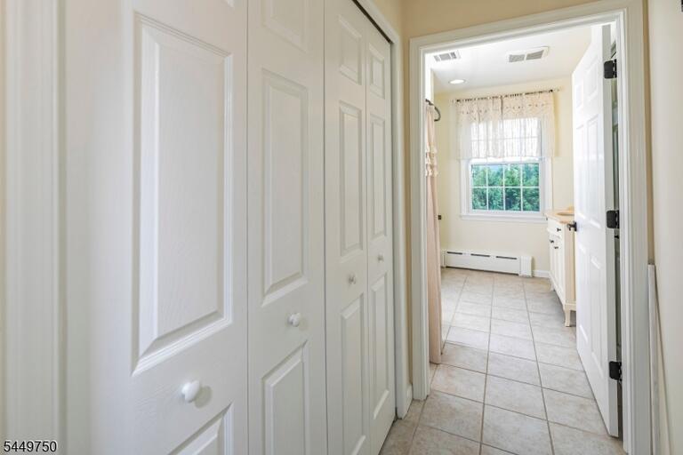 Property listing MLS 4043595 photo 26