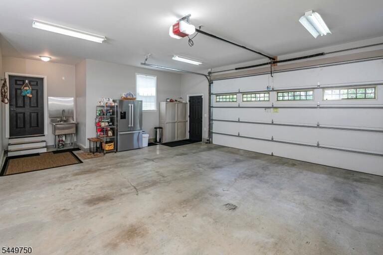 Property listing MLS 4043595 photo 37
