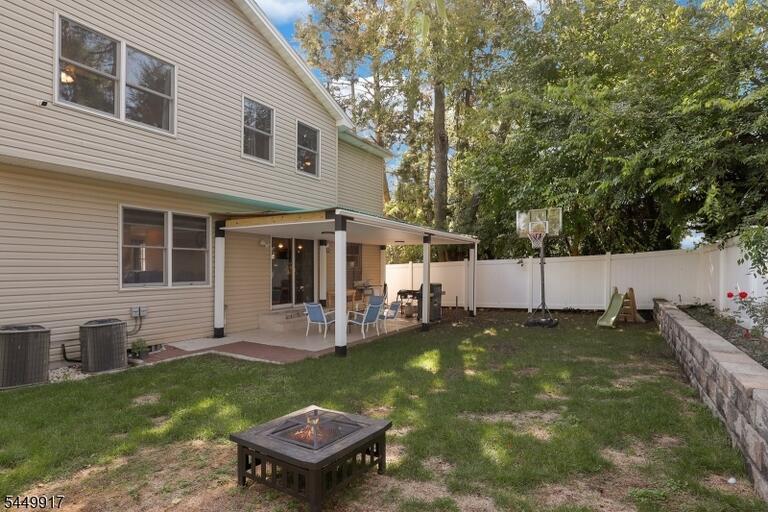 Property listing MLS 4043701 photo 38