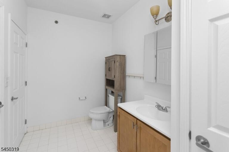 Property listing MLS 4043811 photo 23