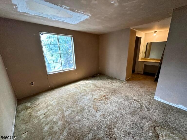Property listing MLS 4043930 photo 14