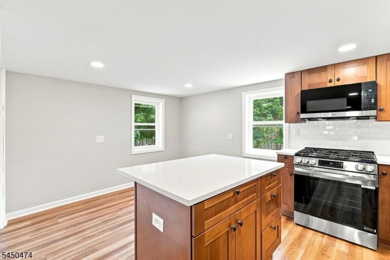 Property listing MLS 4043992 photo 12