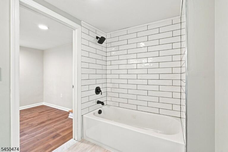 Property listing MLS 4043992 photo 27