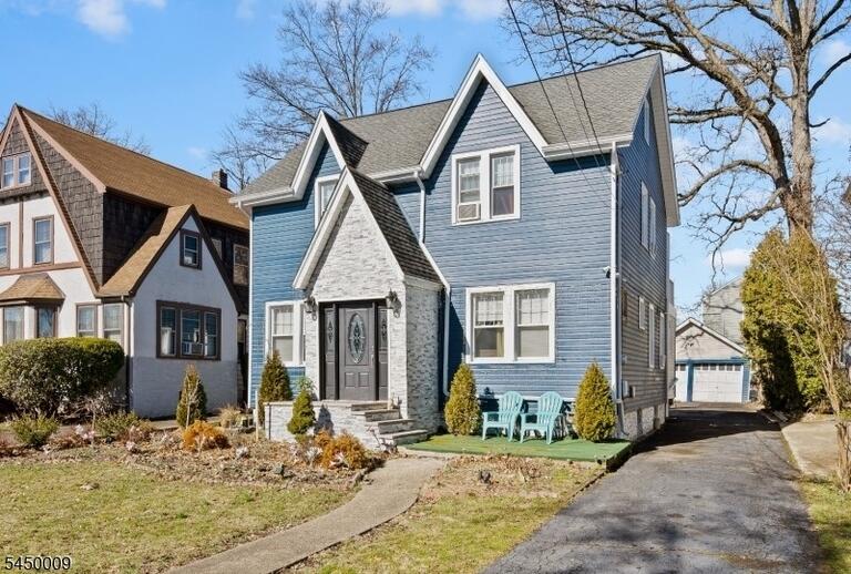 Property listing MLS 4044014 photo 1