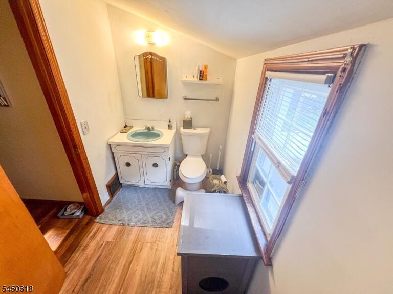 Property listing MLS 4044142 photo 19