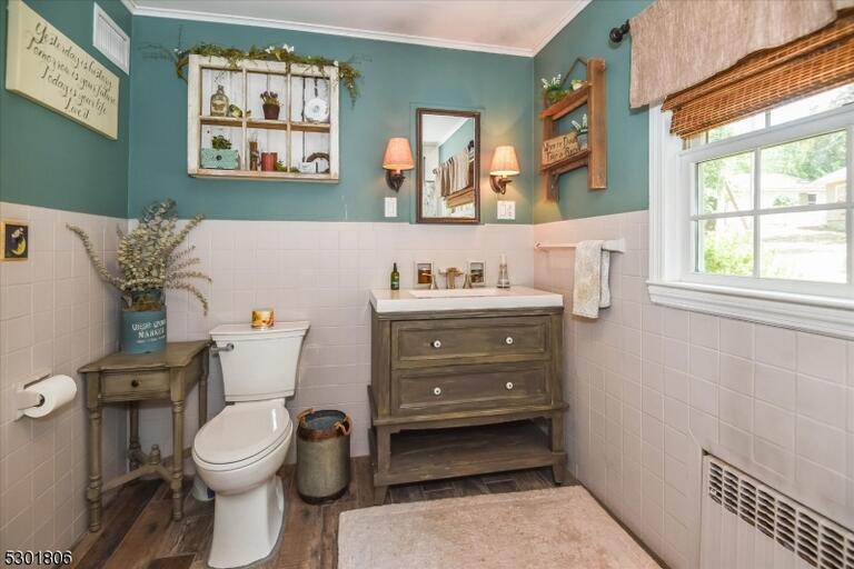 Property listing MLS 4044180 photo 21
