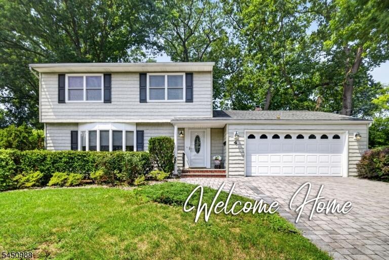 Property listing MLS 4044401 photo 1