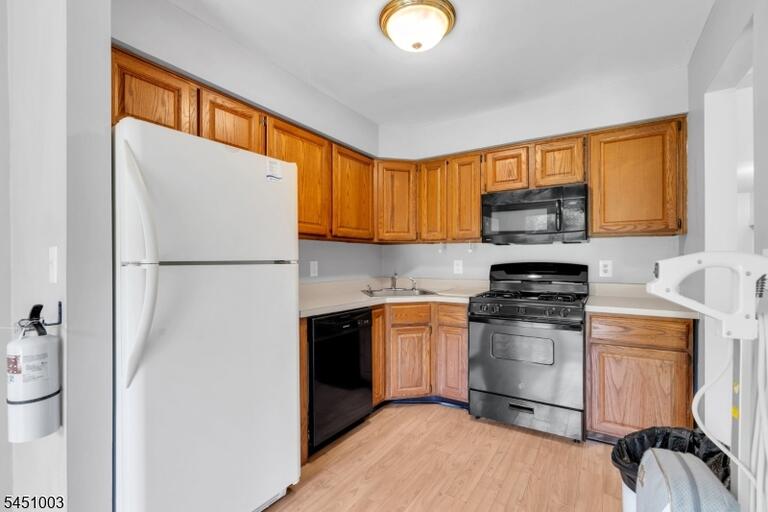 Property listing MLS 4044415 photo 13