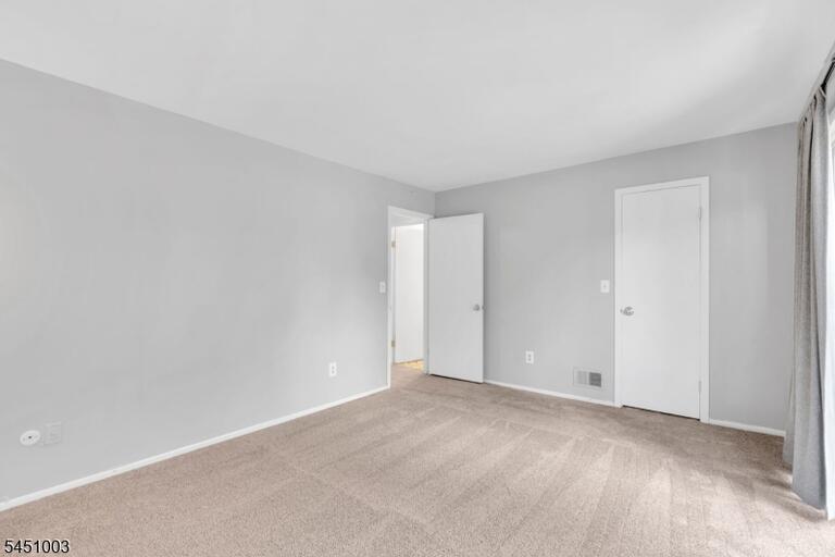 Property listing MLS 4044415 photo 18