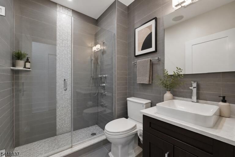 Property listing MLS 4044425 photo 26