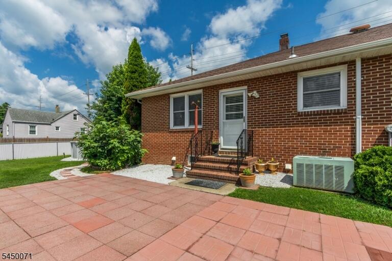 Property listing MLS 4044434 photo 30
