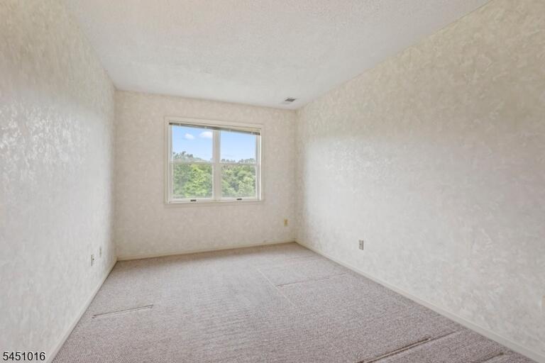 Property listing MLS 4044458 photo 10