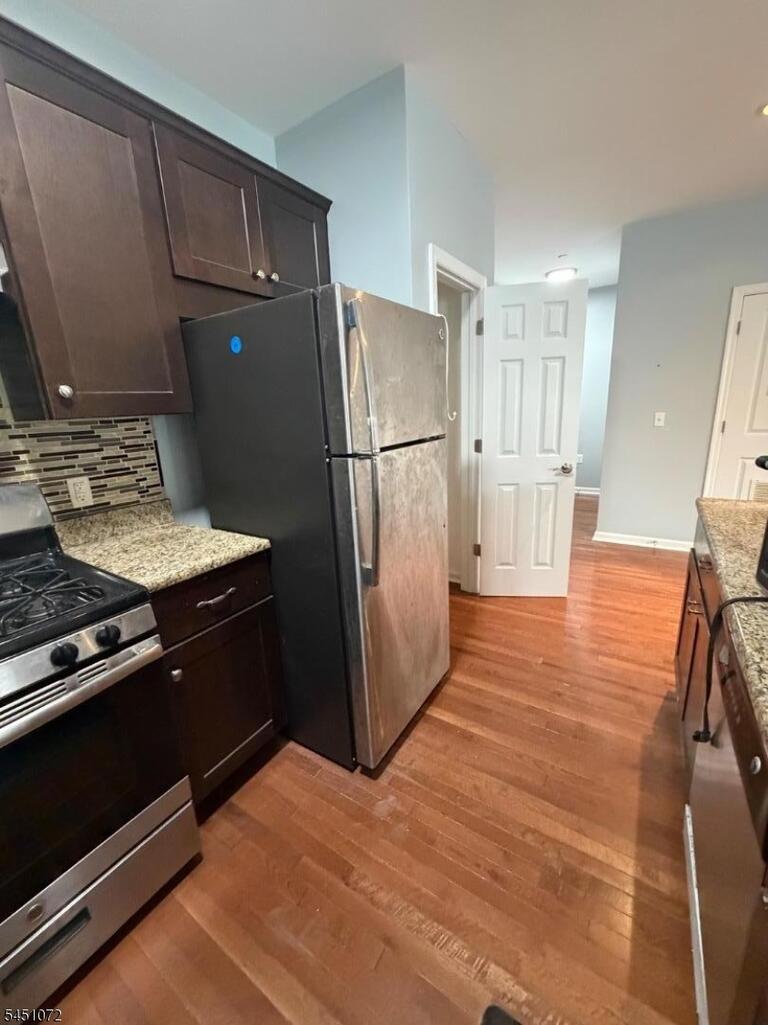 Property listing MLS 4044477 photo 4