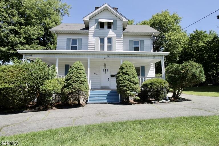Property listing MLS 4044519 photo 1
