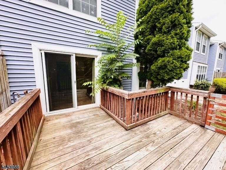 Property listing MLS 4044631 photo 19
