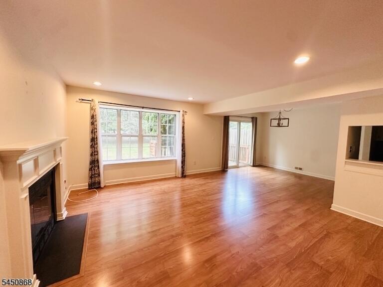 Property listing MLS 4044631 photo 4