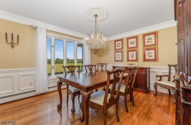 image-4044695-18.jpeg