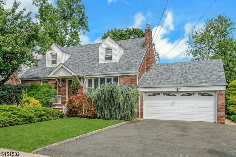 Property listing MLS 4044844 photo 2