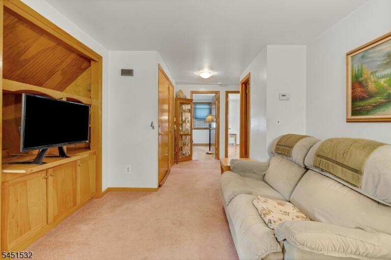 Property listing MLS 4044844 photo 20