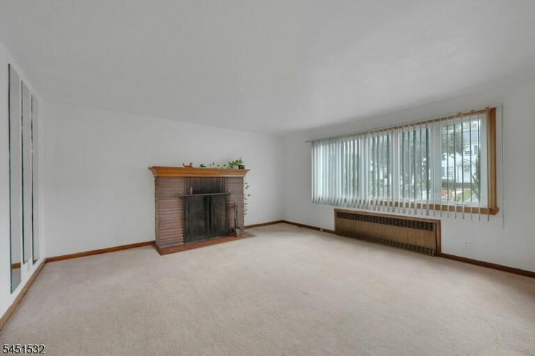 Property listing MLS 4044844 photo 7