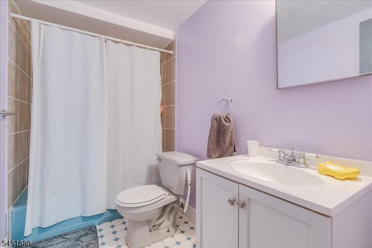 Property listing MLS 4044880 photo 30