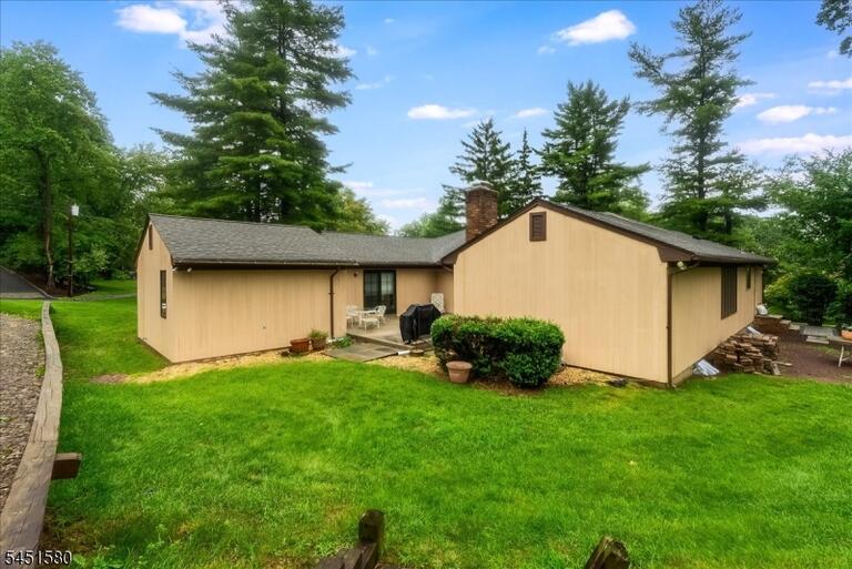 Property listing MLS 4044880 photo 35