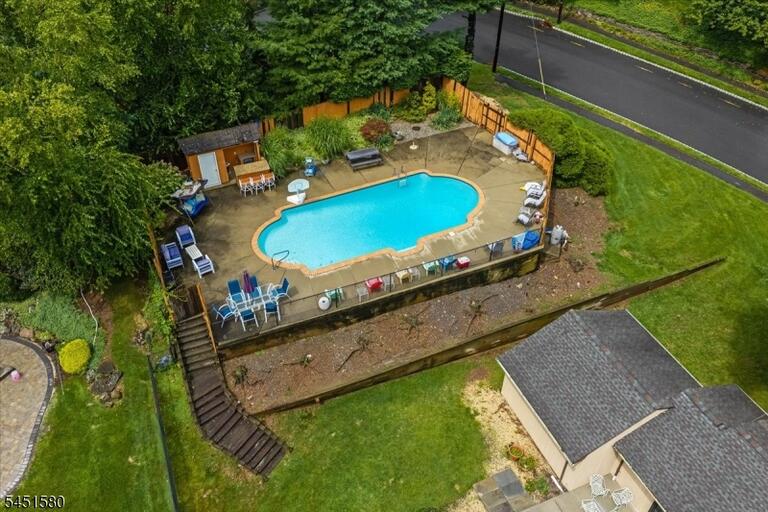 Property listing MLS 4044880 photo 36