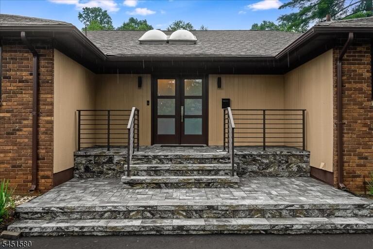 Property listing MLS 4044880 photo 5
