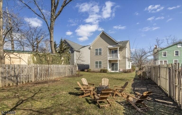 Property listing MLS 4044946 photo 2