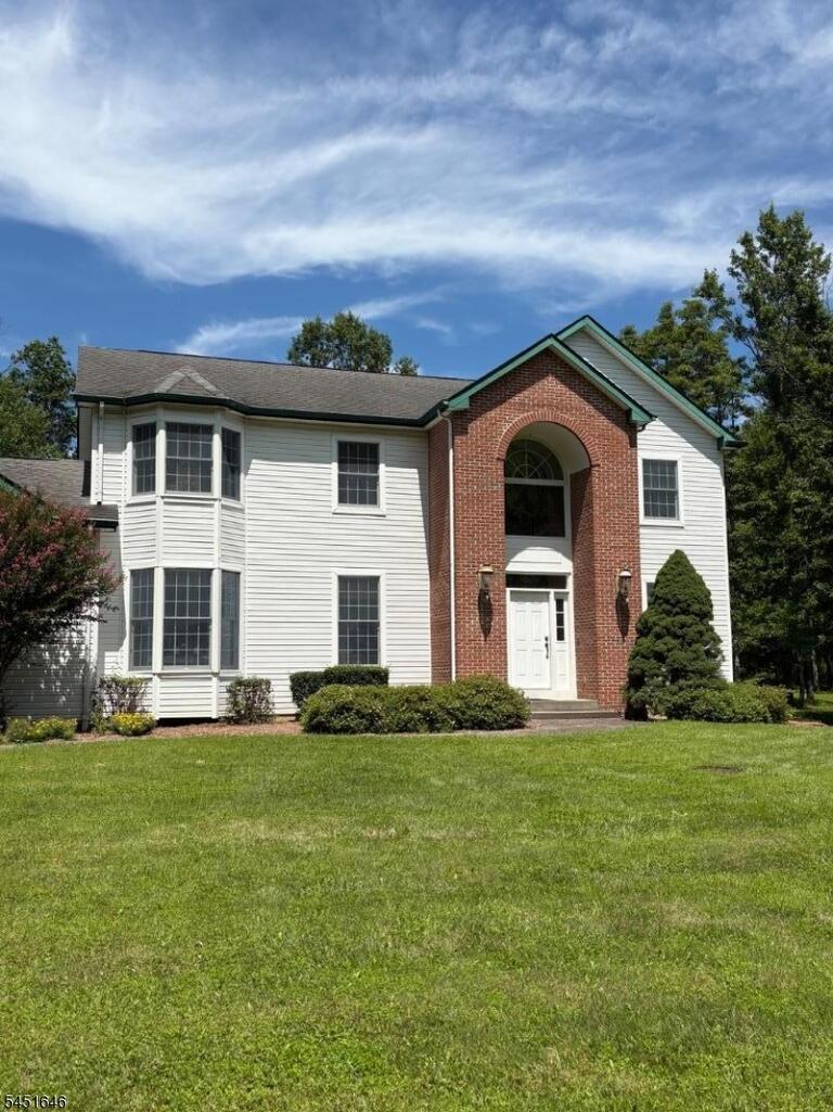 Property listing MLS 4044956 photo 1