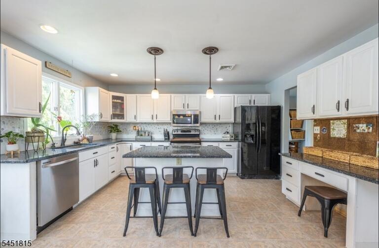 Property listing MLS 4045111 photo 6