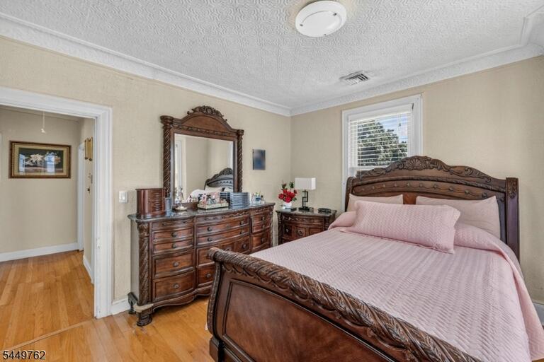 Property listing MLS 4045140 photo 18