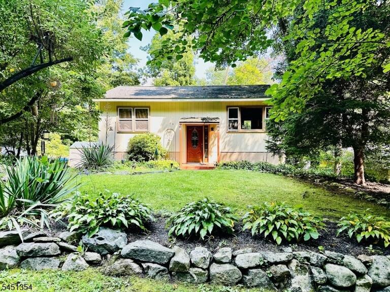 Property listing MLS 4045168 photo 39