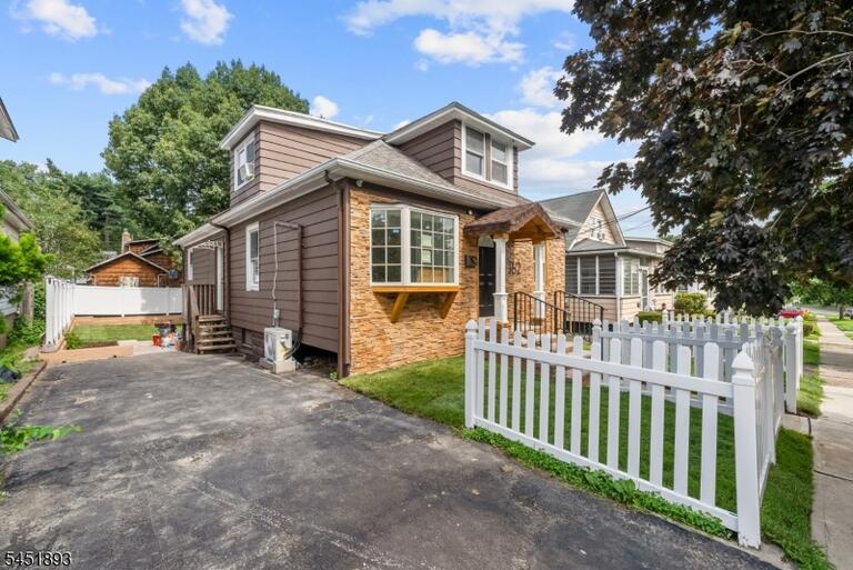 Property listing MLS 4045180 photo 35