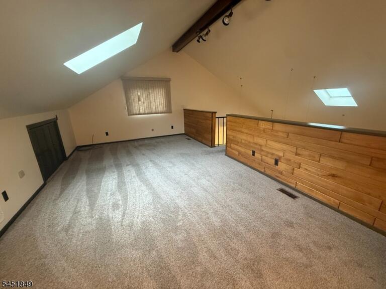 Property listing MLS 4045230 photo 9