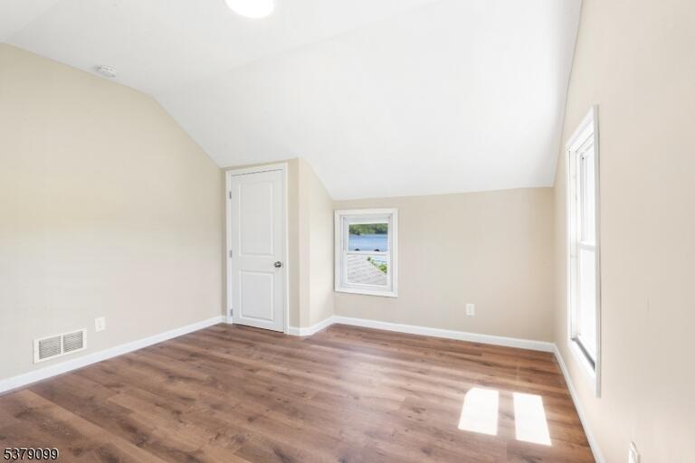 Property listing MLS 4045408 photo 22