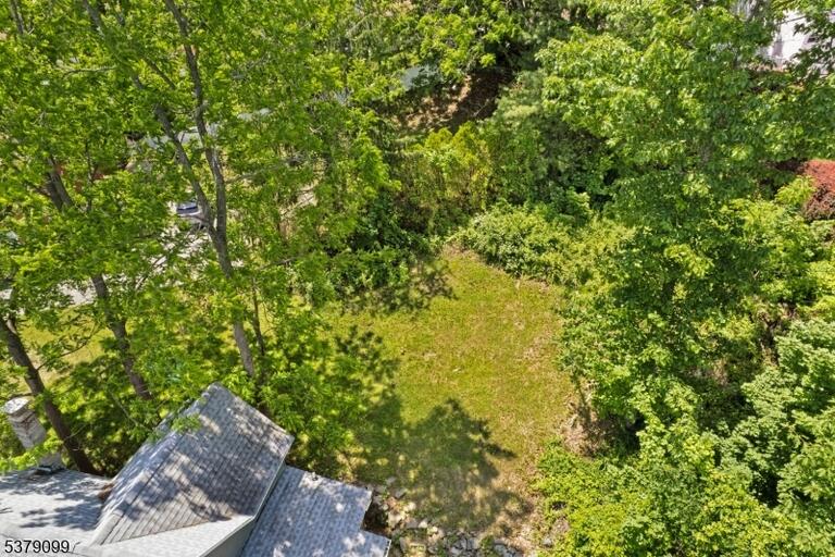 Property listing MLS 4045408 photo 38