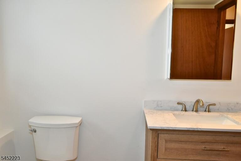 Property listing MLS 4045470 photo 22