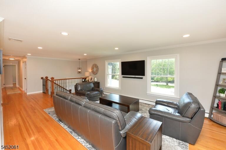 Property listing MLS 4045511 photo 10