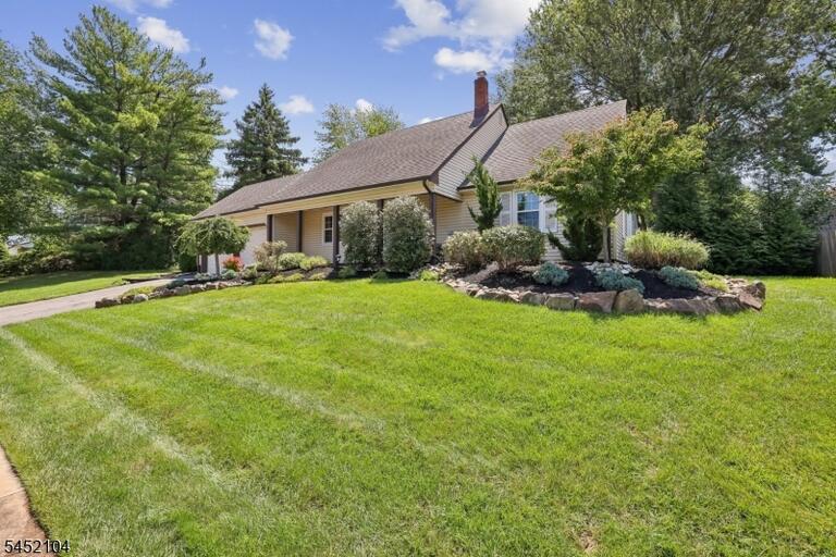 Property listing MLS 4045513 photo 2