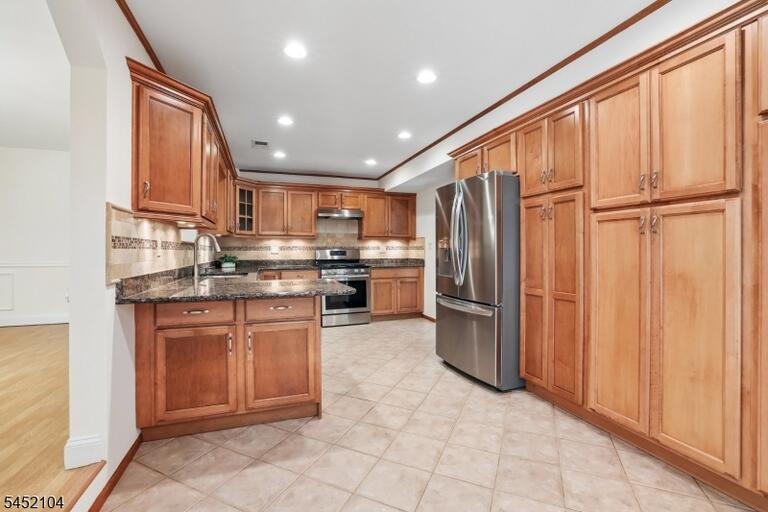 Property listing MLS 4045513 photo 8