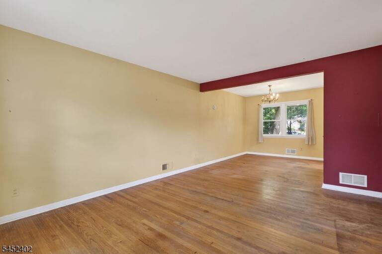 Property listing MLS 4045677 photo 14