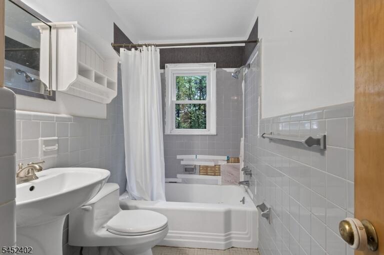 Property listing MLS 4045677 photo 33