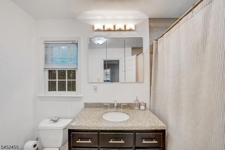 Property listing MLS 4045701 photo 15