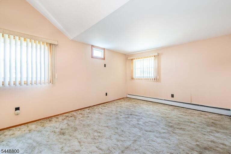 Property listing MLS 4045704 photo 17