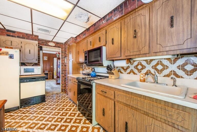 Property listing MLS 4045704 photo 7