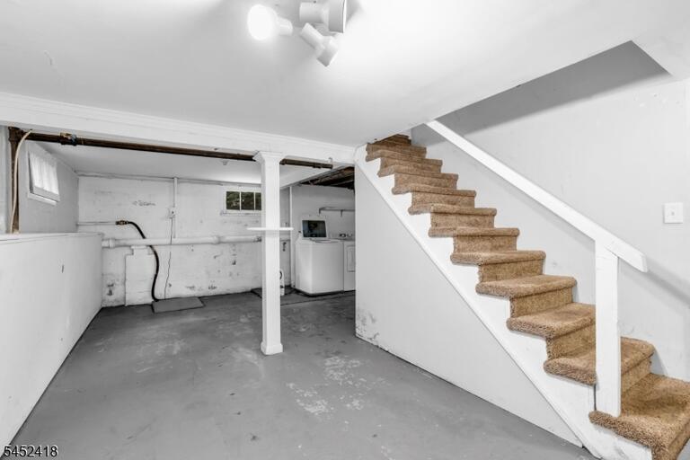 Property listing MLS 4045767 photo 26