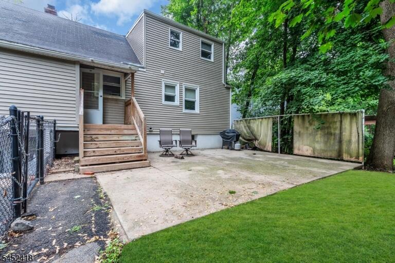 Property listing MLS 4045767 photo 33